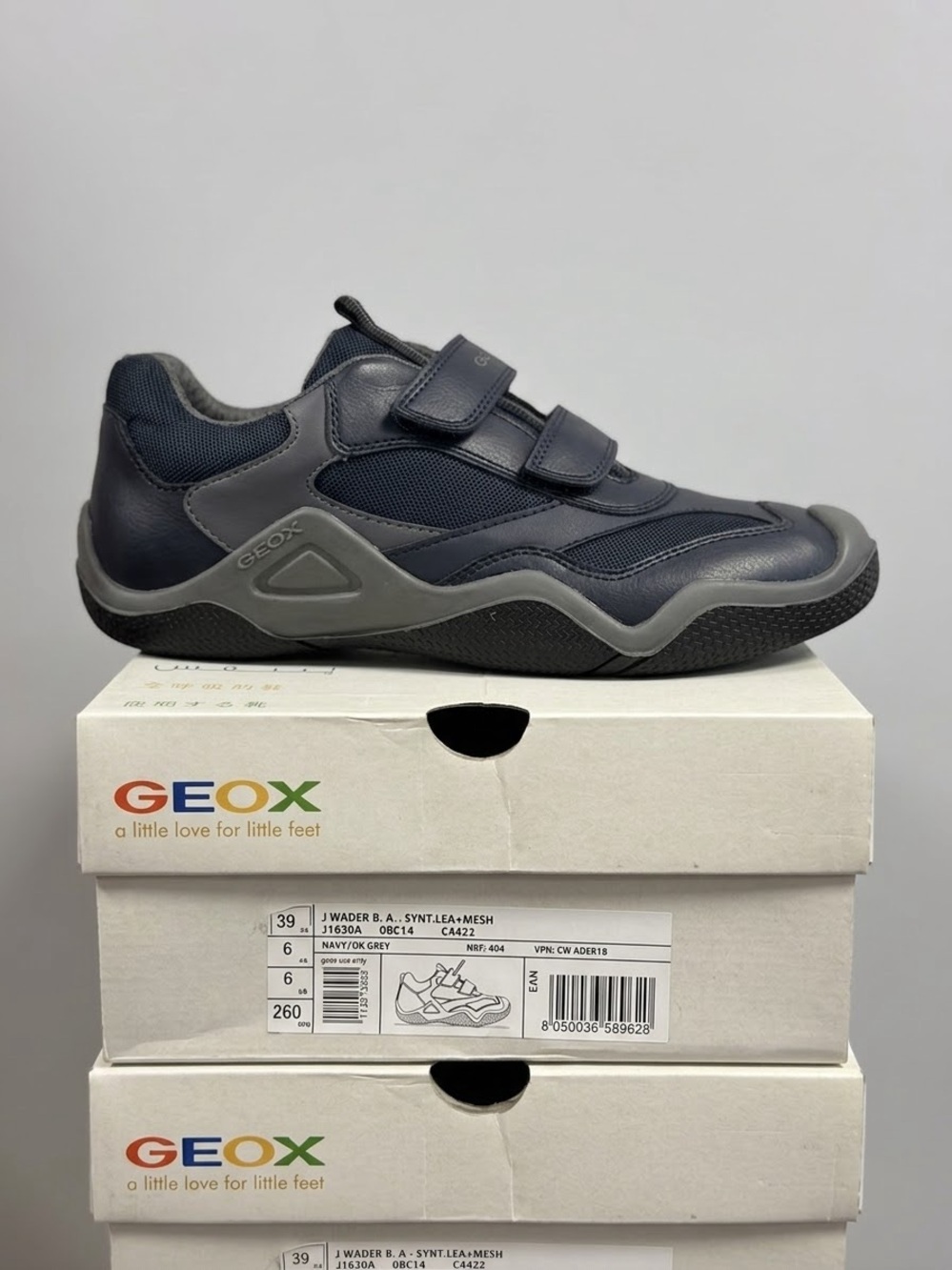 Geox Kids Sneakers. Navy/Dark Grey. Model-Wader.